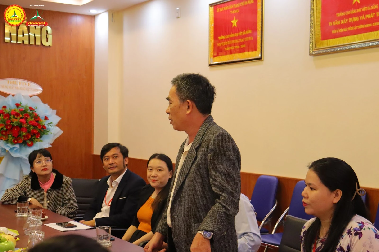 Kỷ Niệm 41 Năm Ngày Nhà Giáo Việt Nam 20/11 | Trường Cao Đẳng Đại Việt Đà Nẵng