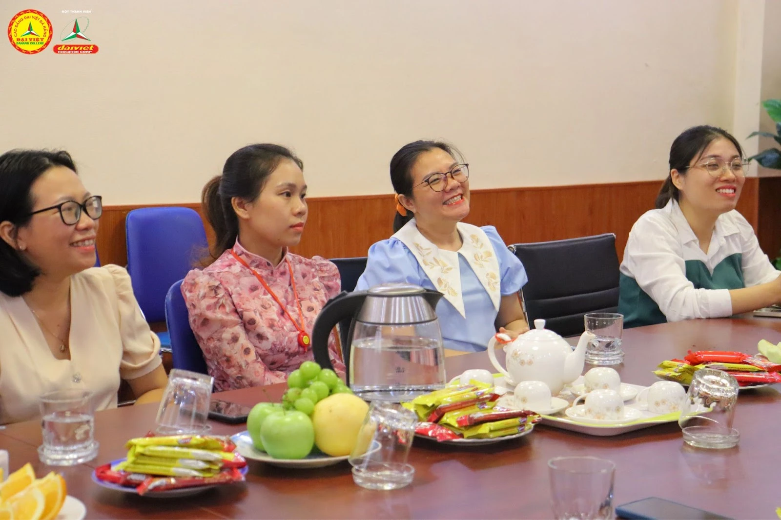 Kỷ Niệm 41 Năm Ngày Nhà Giáo Việt Nam 20/11 | Trường Cao Đẳng Đại Việt Đà Nẵng