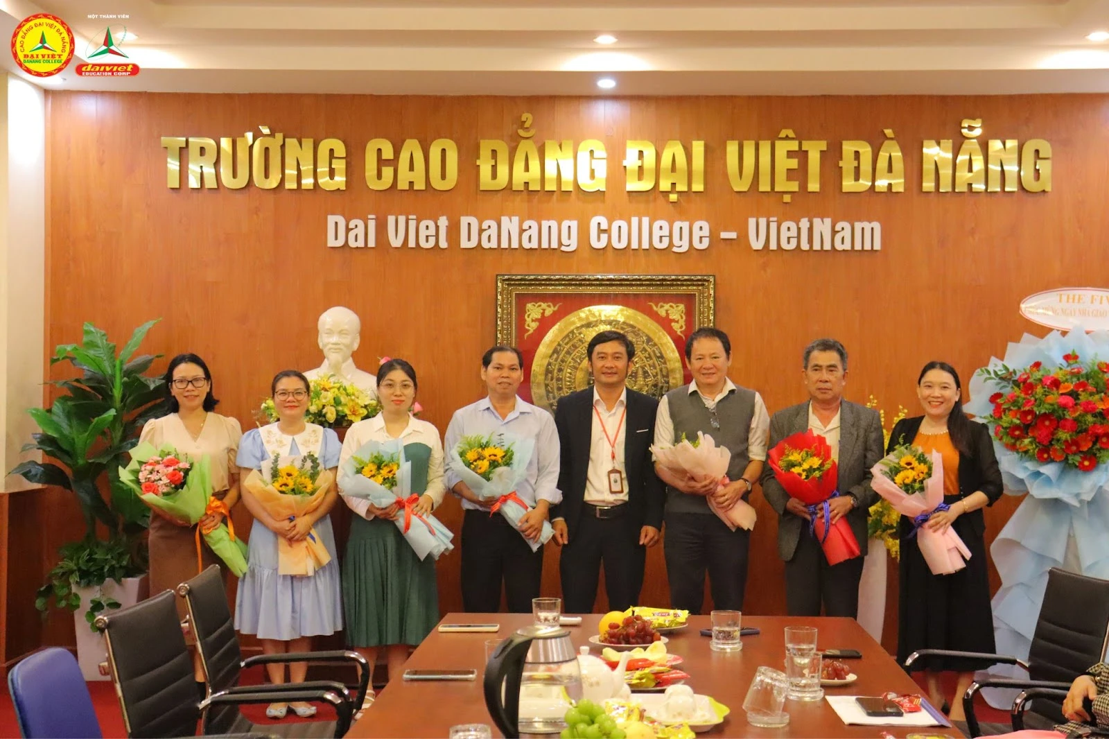 Kỷ Niệm 41 Năm Ngày Nhà Giáo Việt Nam 20/11 | Trường Cao Đẳng Đại Việt Đà Nẵng