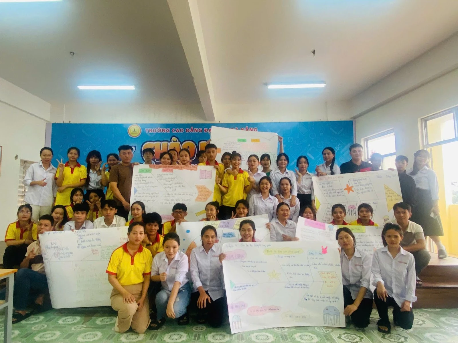 Kỹ Năng Làm Việc Nhóm Cho Sinh Viên – Vai Trò & Cách Phát Triển Hiệu Quả | Trường Cao Đẳng Đại Việt Đà Nẵng