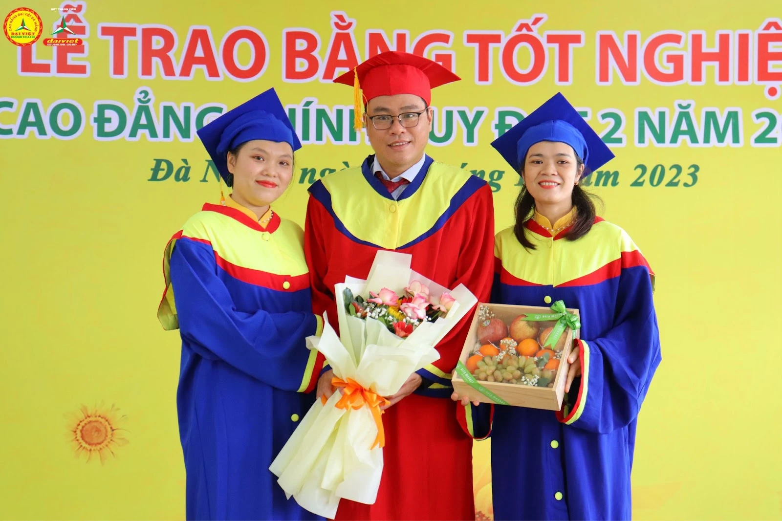 Lễ Tốt Nghiệp 2023 – Hơn 200 Tân Cử Nhân Gia Nhập Thị Trường Lao Động | Trường Cao Đẳng Đại Việt Đà Nẵng