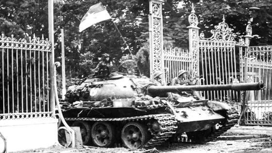 Lịch sử 30/4/1975 – Ngày non sông thu về một dải | Trường Cao đẳng Đại Việt Đà Nẵng