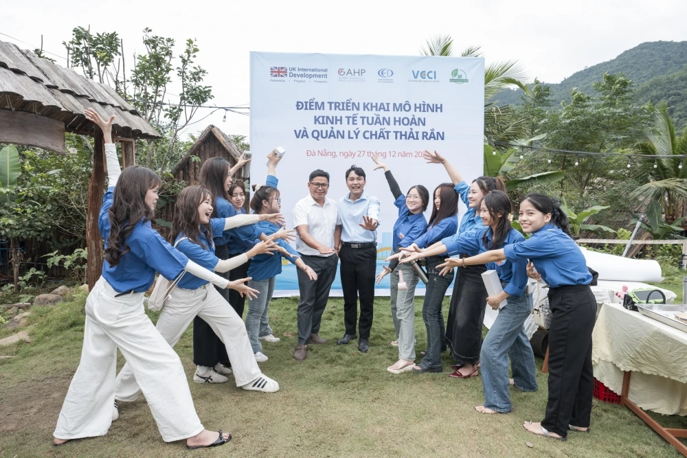 NET ZERO 2025 - TUỔI TRẺ ĐẠI VIỆT HÀNH ĐỘNG VÌ MÔI TRƯỜNG XANH