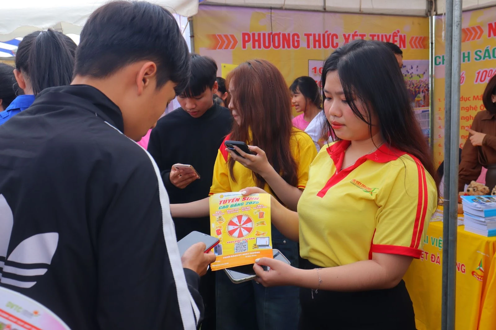 Ngày hội Tư vấn Tuyển sinh – Giáo dục nghề nghiệp Đà Nẵng 2025 | Trường Cao Đẳng Đại Việt Đà Nẵng