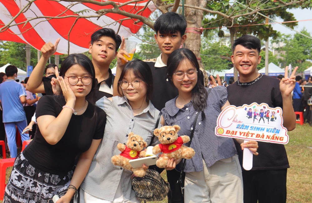 Ngày hội tư vấn tuyển sinh giáo dục nghề nghiệp thu hút đông đảo học sinh Đà Nẵng