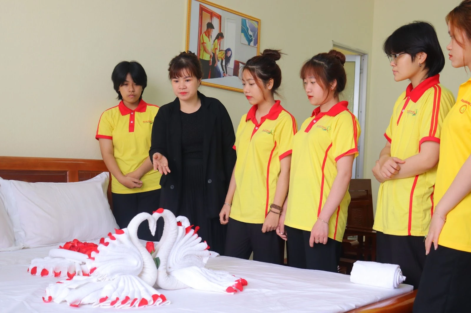 Nghiệp Vụ Buồng Trong Quản Trị Khách Sạn – Đào Tạo Thực Hành Tại Trường Cao Đẳng Đại Việt Đà Nẵng