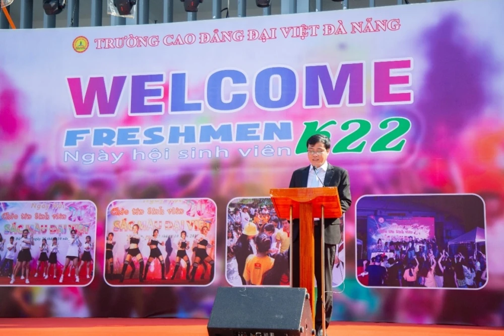 Ngày hội Chào Tân Sinh Viên Đại Việt Đà Nẵng – Sôi động, Rực lửa, Đa sắc | Hoạt động Sinh viên – Đoàn Thanh Niên