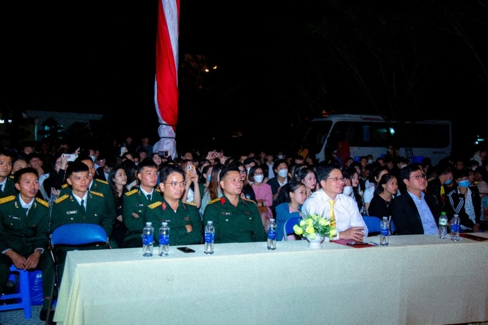 Ngày hội Chào Tân Sinh Viên Đại Việt Đà Nẵng – Sôi động, Rực lửa, Đa sắc | Hoạt động Sinh viên – Đoàn Thanh Niên