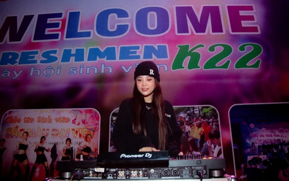 Ngày hội Chào Tân Sinh Viên Đại Việt Đà Nẵng – Sôi động, Rực lửa, Đa sắc | Hoạt động Sinh viên – Đoàn Thanh Niên