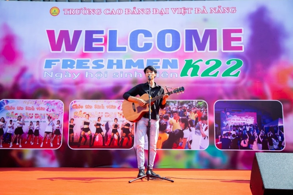 Ngày hội Chào Tân Sinh Viên Đại Việt Đà Nẵng – Sôi động, Rực lửa, Đa sắc | Hoạt động Sinh viên – Đoàn Thanh Niên