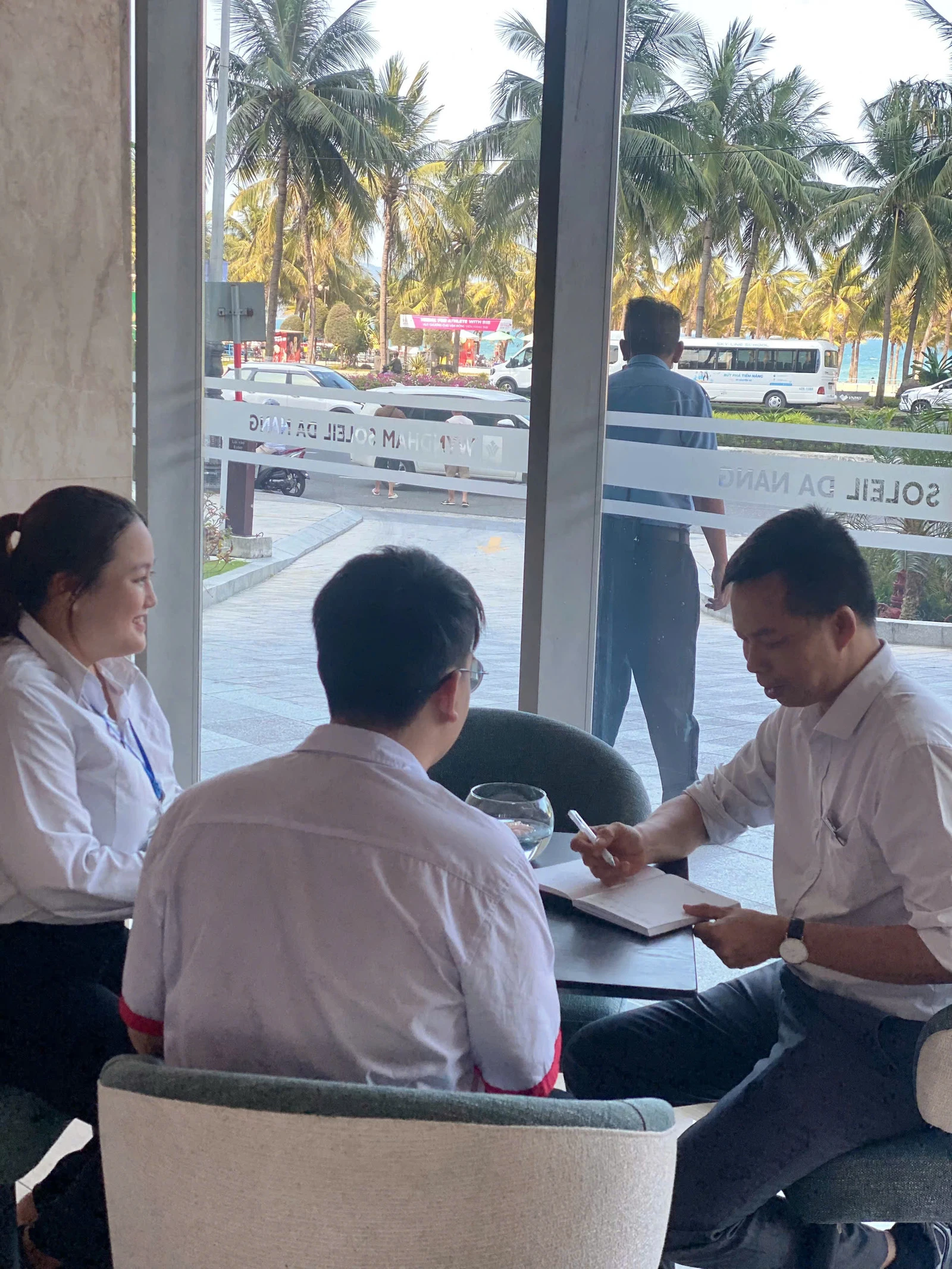 SINH VIÊN NGÀNH QUẢN TRỊ KHÁCH SẠN THAM GIA PHỎNG VẤN VÀ NHẬN VIỆC TẠI WYNDHAM SOLEIL DANANG HOTEL