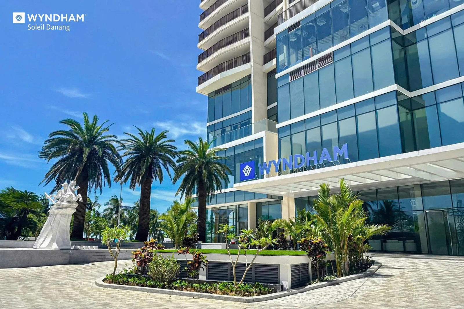 SINH VIÊN NGÀNH QUẢN TRỊ KHÁCH SẠN THAM GIA PHỎNG VẤN VÀ NHẬN VIỆC TẠI WYNDHAM SOLEIL DANANG HOTEL