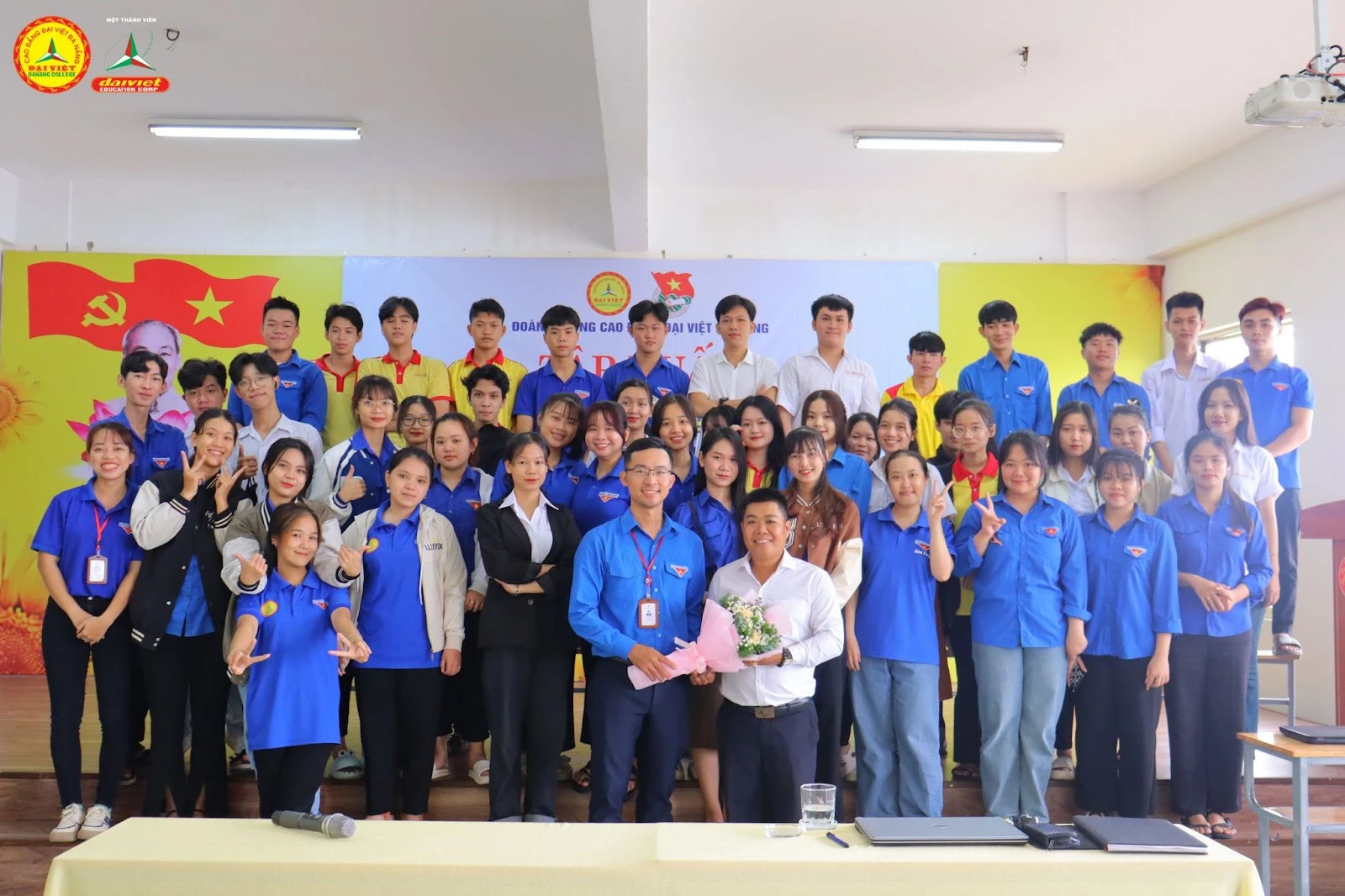 Sôi nổi tập huấn kỹ năng cho cán bộ Đoàn 2023 – Trường Cao Đẳng Đại Việt Đà Nẵng