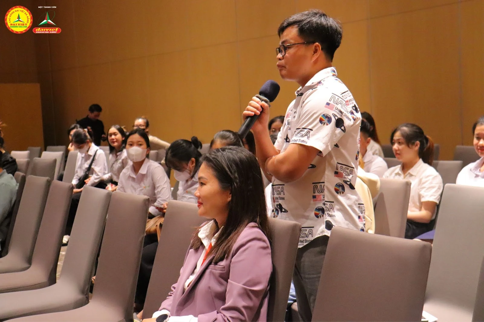 Talkshow Cháy Mãi Lửa Hoteliers 2023 Truyền Lửa Nghề Khách Sạn Cho Sinh Viên Trường Cao Đẳng Đại Việt Đà Nẵng