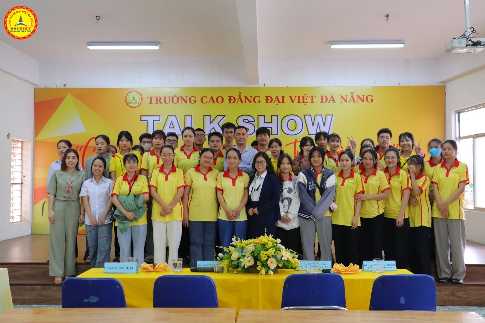 Talkshow Chuyên gia dẫn lối – Hành trang vào nghề tại Trường Cao Đẳng Đại Việt Đà Nẵng