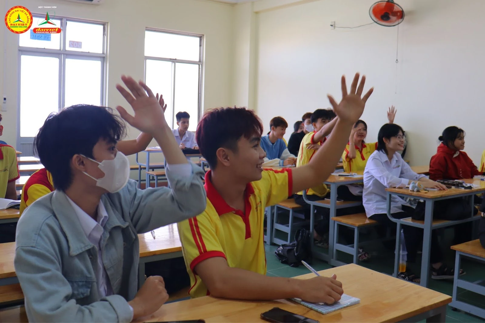 Talkshow “Chuyện nghề, chuyện ngành – Nhà quản trị tương lai” | Trường Cao Đẳng Đại Việt Đà Nẵng