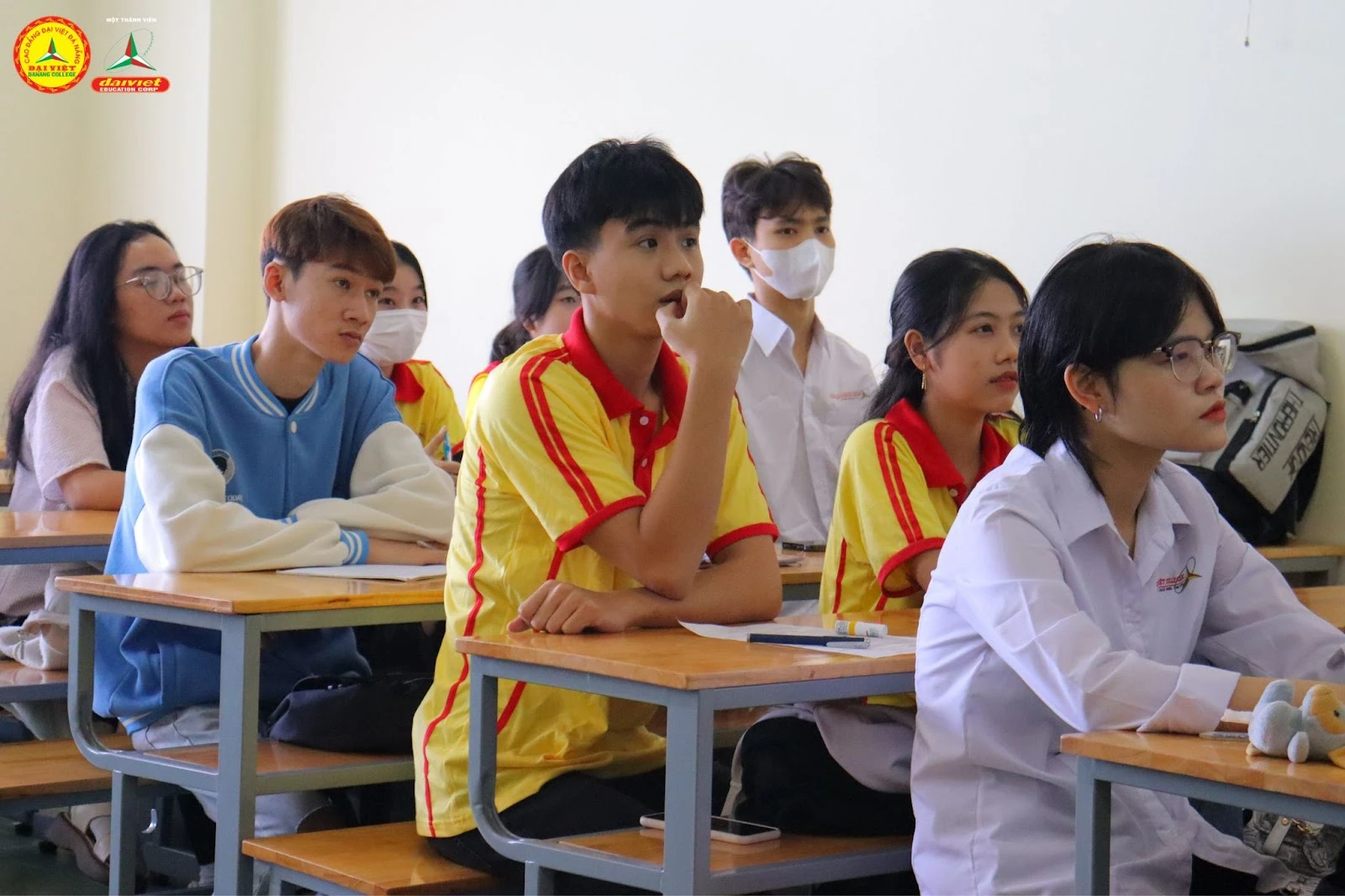 Talkshow “Chuyện nghề, chuyện ngành – Nhà quản trị tương lai” | Trường Cao Đẳng Đại Việt Đà Nẵng