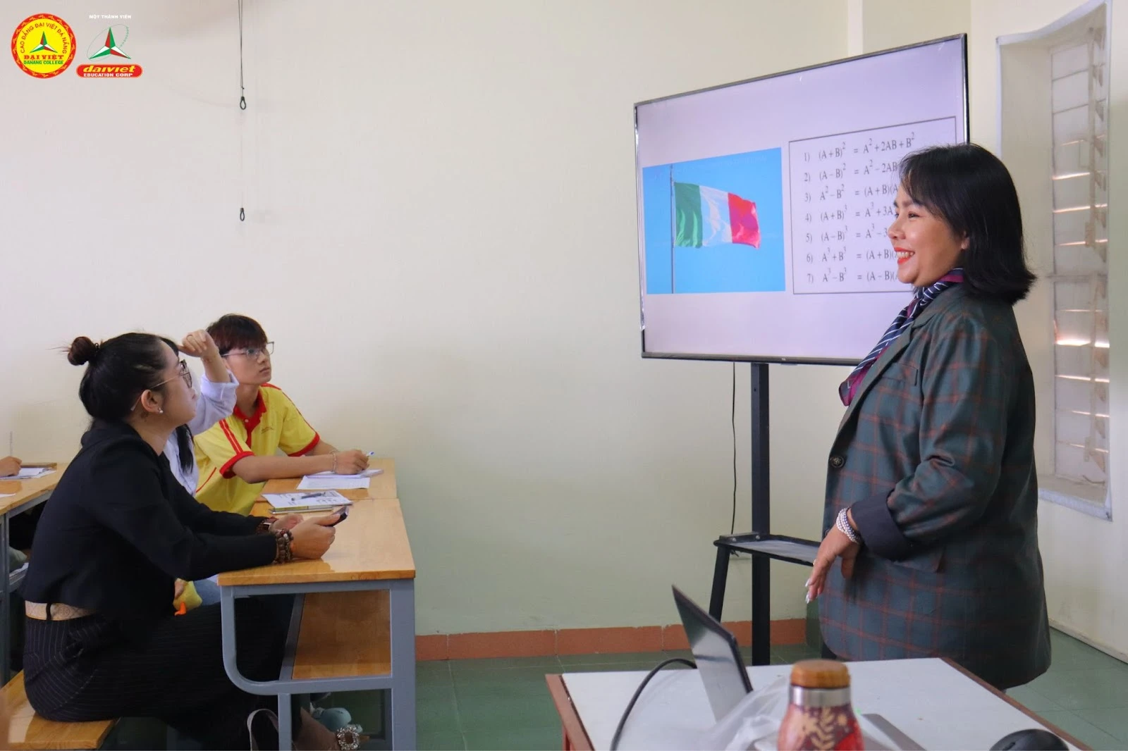 Talkshow “Chuyện nghề, chuyện ngành – Nhà quản trị tương lai” | Trường Cao Đẳng Đại Việt Đà Nẵng