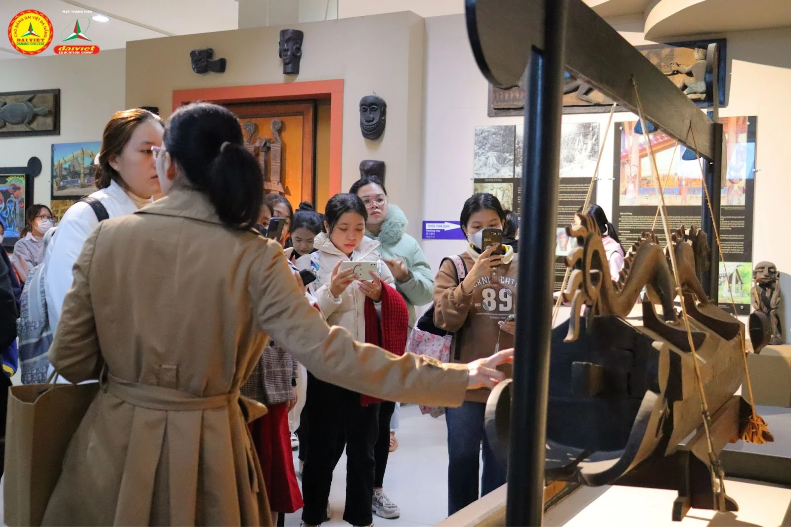 Tân Sinh Viên Đại Việt Đà Nẵng Thích Thú Với Môn Cơ Sở Văn Hóa | Trường Cao Đẳng Đại Việt Đà Nẵng