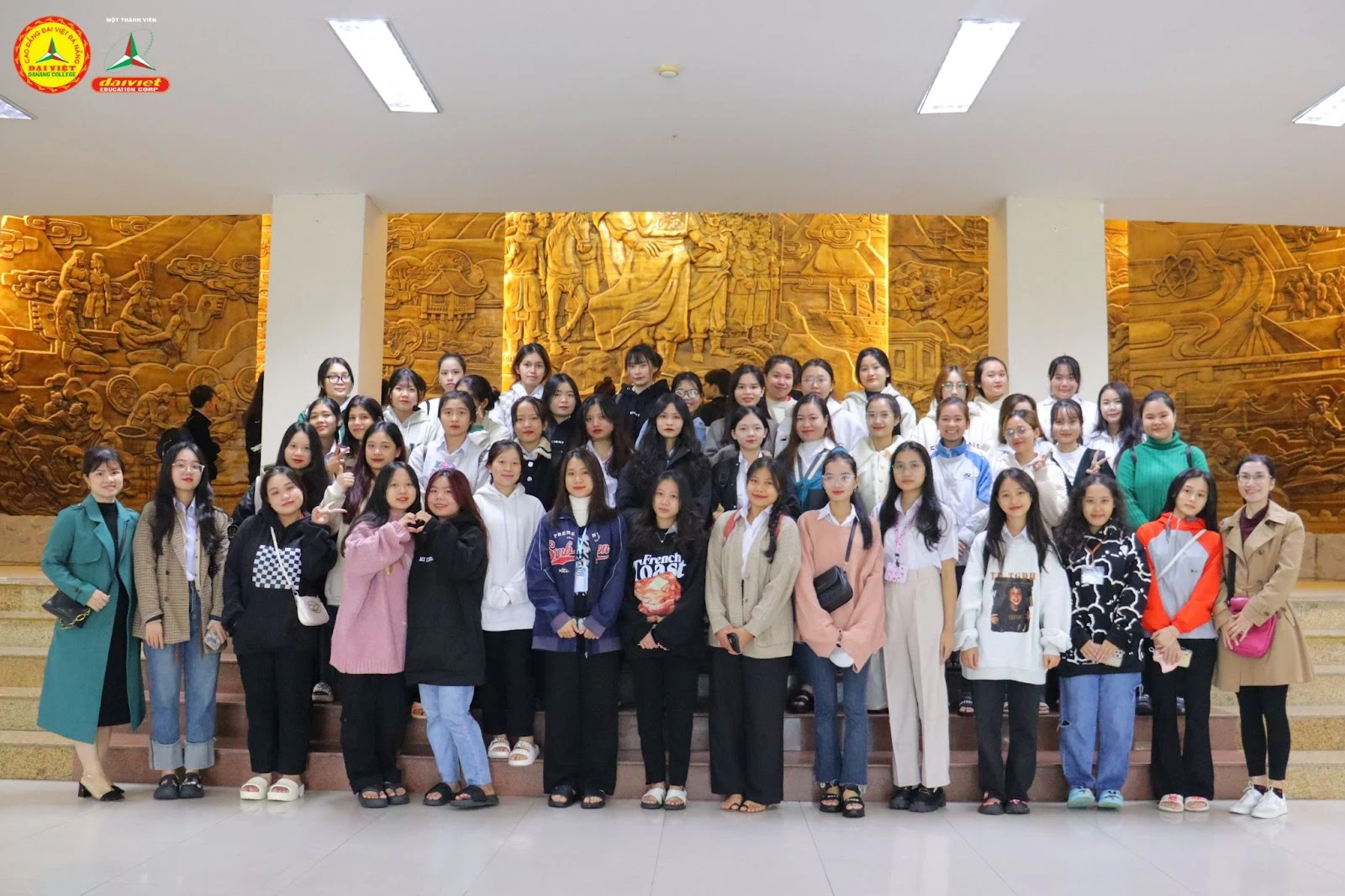 Tân Sinh Viên Đại Việt Đà Nẵng Thích Thú Với Môn Cơ Sở Văn Hóa | Trường Cao Đẳng Đại Việt Đà Nẵng