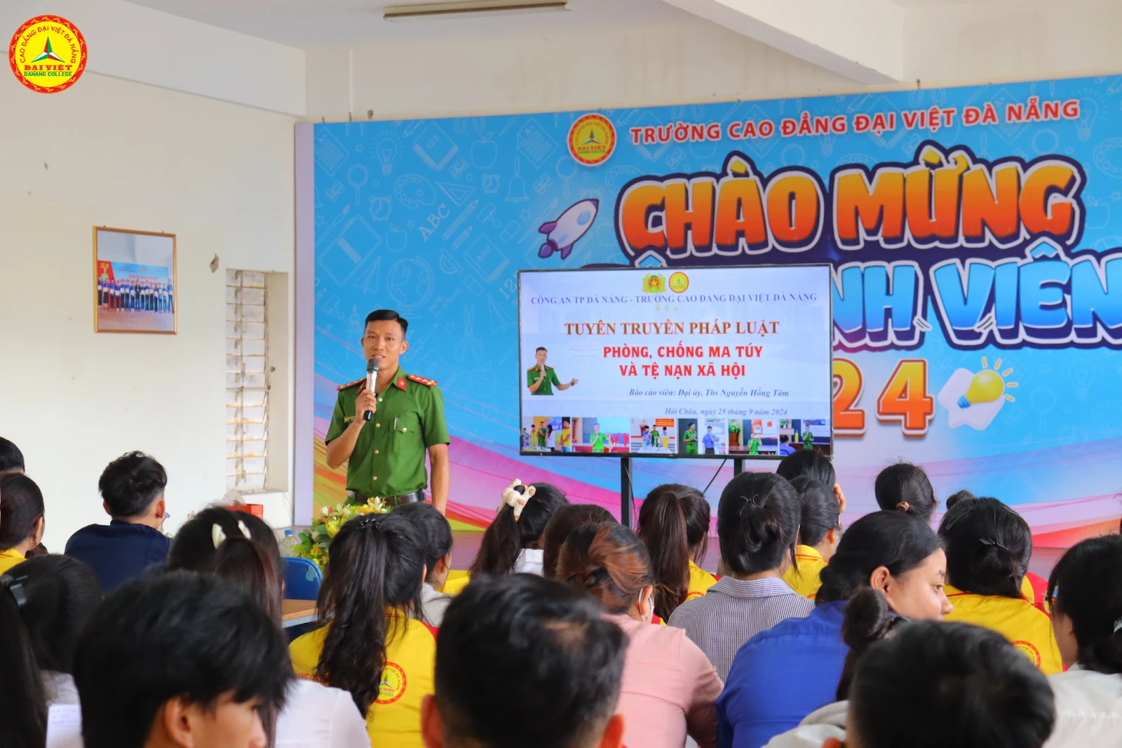 Tân sinh viên K24 đợt 4;5 hoàn thành tuần sinh hoạt công dân – Trường Cao đẳng Đại Việt Đà Nẵng