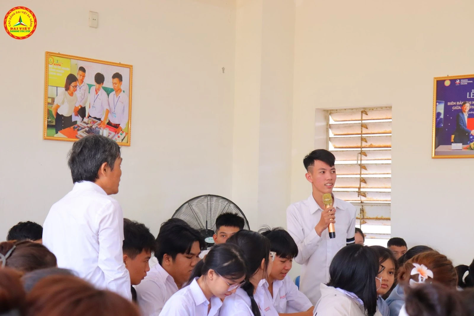 Tuần Sinh Hoạt Công Dân Cho Tân Sinh Viên K24 – Trường Cao Đẳng Đại Việt Đà Nẵng | Phòng Công Tác Sinh Viên