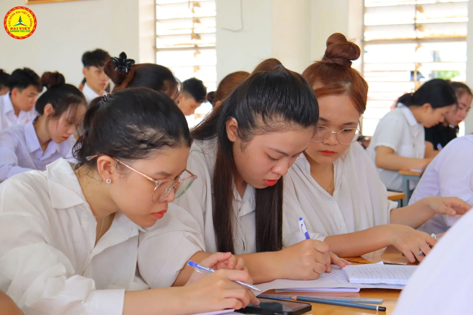 Tuần Sinh Hoạt Công Dân Cho Tân Sinh Viên K24 – Trường Cao Đẳng Đại Việt Đà Nẵng | Phòng Công Tác Sinh Viên