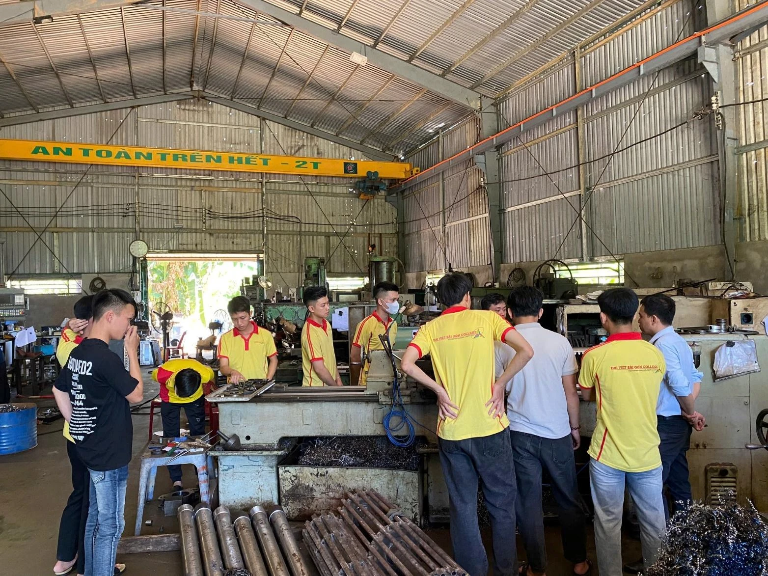 Trải nghiệm thực tế tại doanh nghiệp – Nền móng vững chắc cho sinh viên | Trường Cao đẳng Đại Việt Đà Nẵng