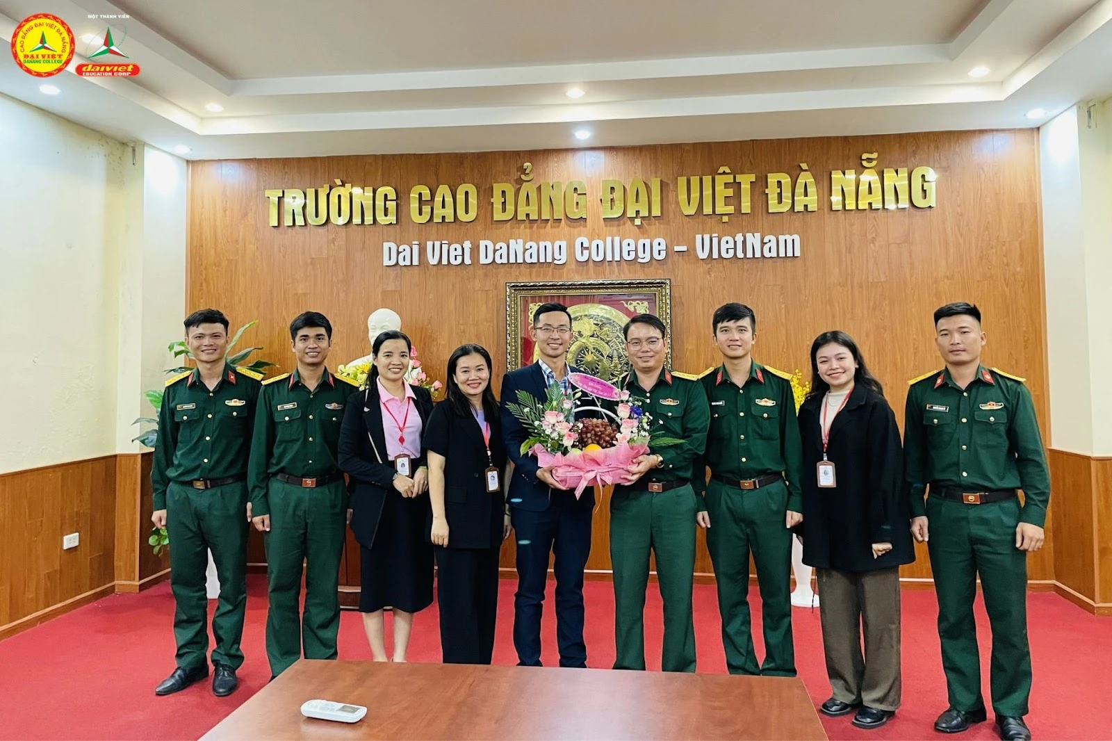 Tri Ân 20/11 Tinh Thần Tôn Sư Trọng Đạo Tại Trường Cao Đẳng Đại Việt Đà Nẵng