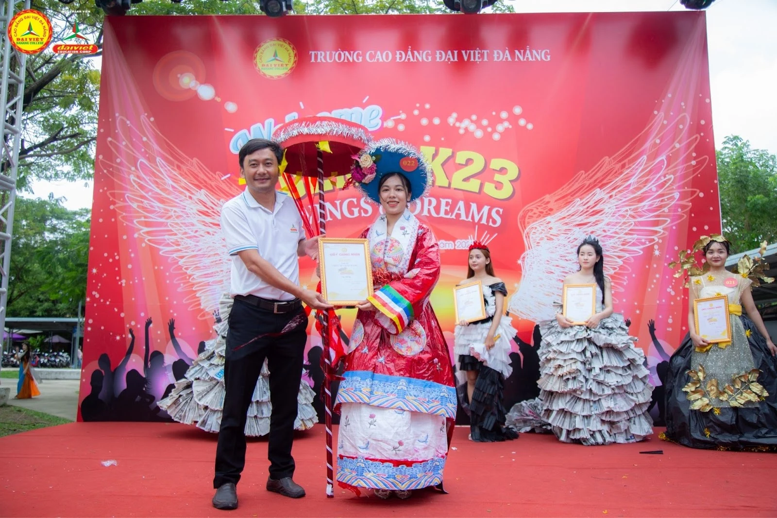 Trình Diễn Thời Trang Tái Chế 2023 – Sáng Tạo Sinh Viên | Trường Cao Đẳng Đại Việt Đà Nẵng