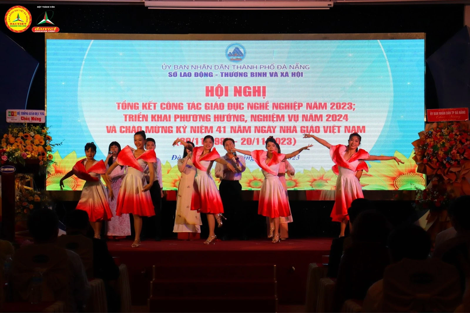 Trường Cao đẳng Đại Việt Đà Nẵng nhận Giấy khen hoàn thành tốt nhiệm vụ Giáo dục nghề nghiệp 2023