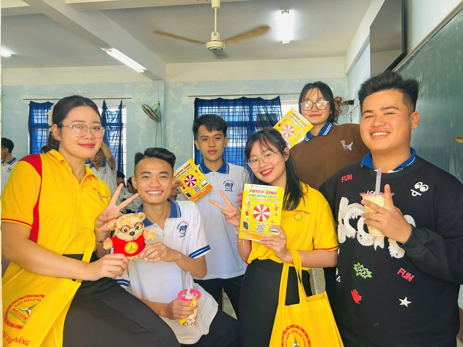 Tư Vấn Tuyển Sinh Tỉnh Bình Định | Trường Cao Đẳng Đại Việt Đà Nẵng – Trung Tâm Tuyển Sinh Truyền Thông