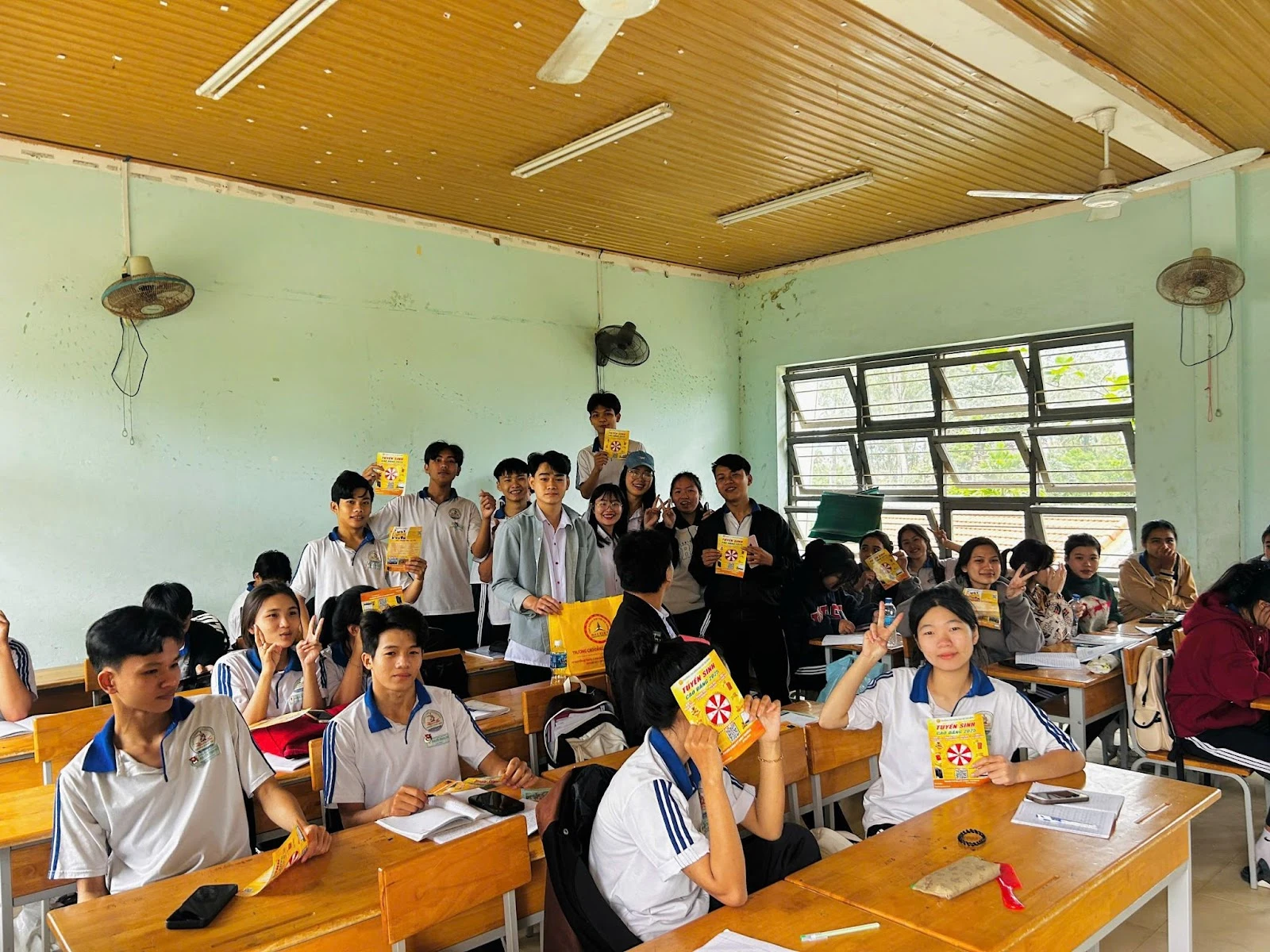 Tư Vấn Tuyển Sinh Tỉnh Bình Định | Trường Cao Đẳng Đại Việt Đà Nẵng – Trung Tâm Tuyển Sinh Truyền Thông