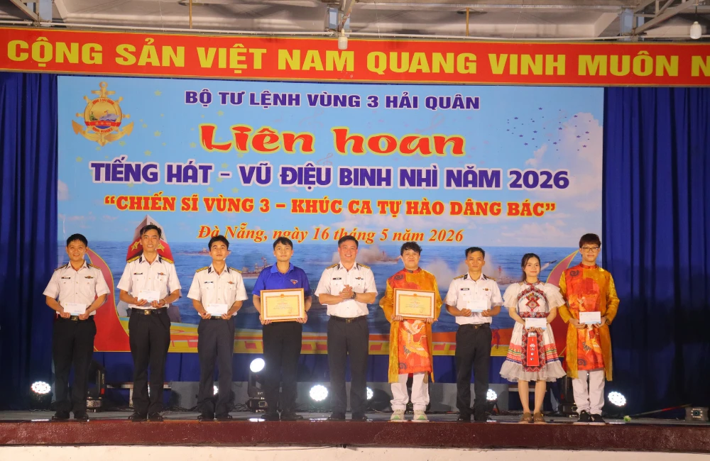 TUỔI TRẺ ĐẠI VIỆT: VŨ ĐIỆU RỰC RỠ NƠI ĐẦU SÓNG
