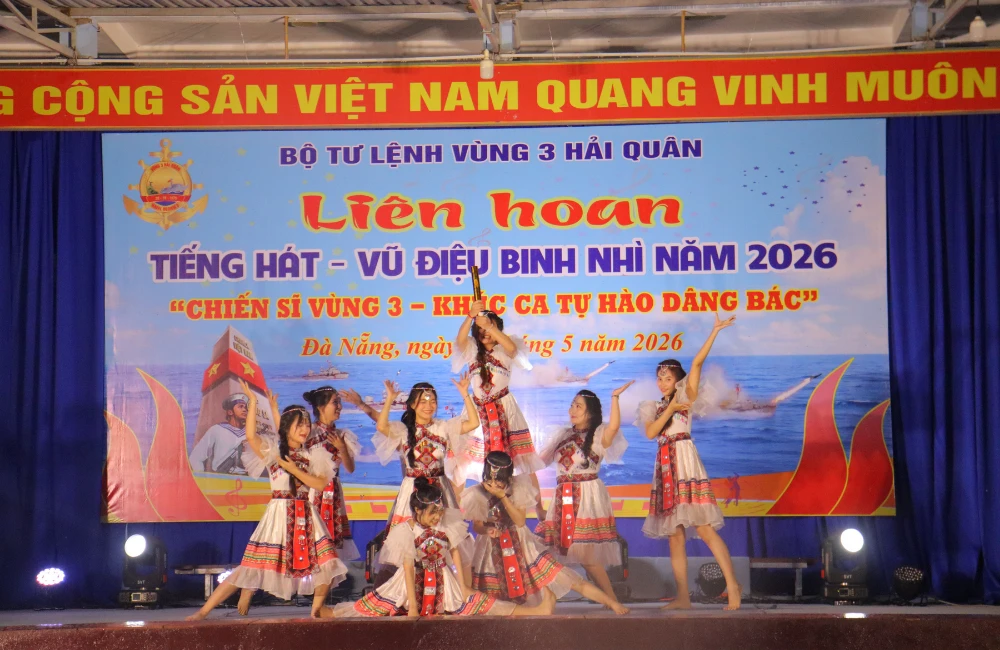 TUỔI TRẺ ĐẠI VIỆT: VŨ ĐIỆU RỰC RỠ NƠI ĐẦU SÓNG