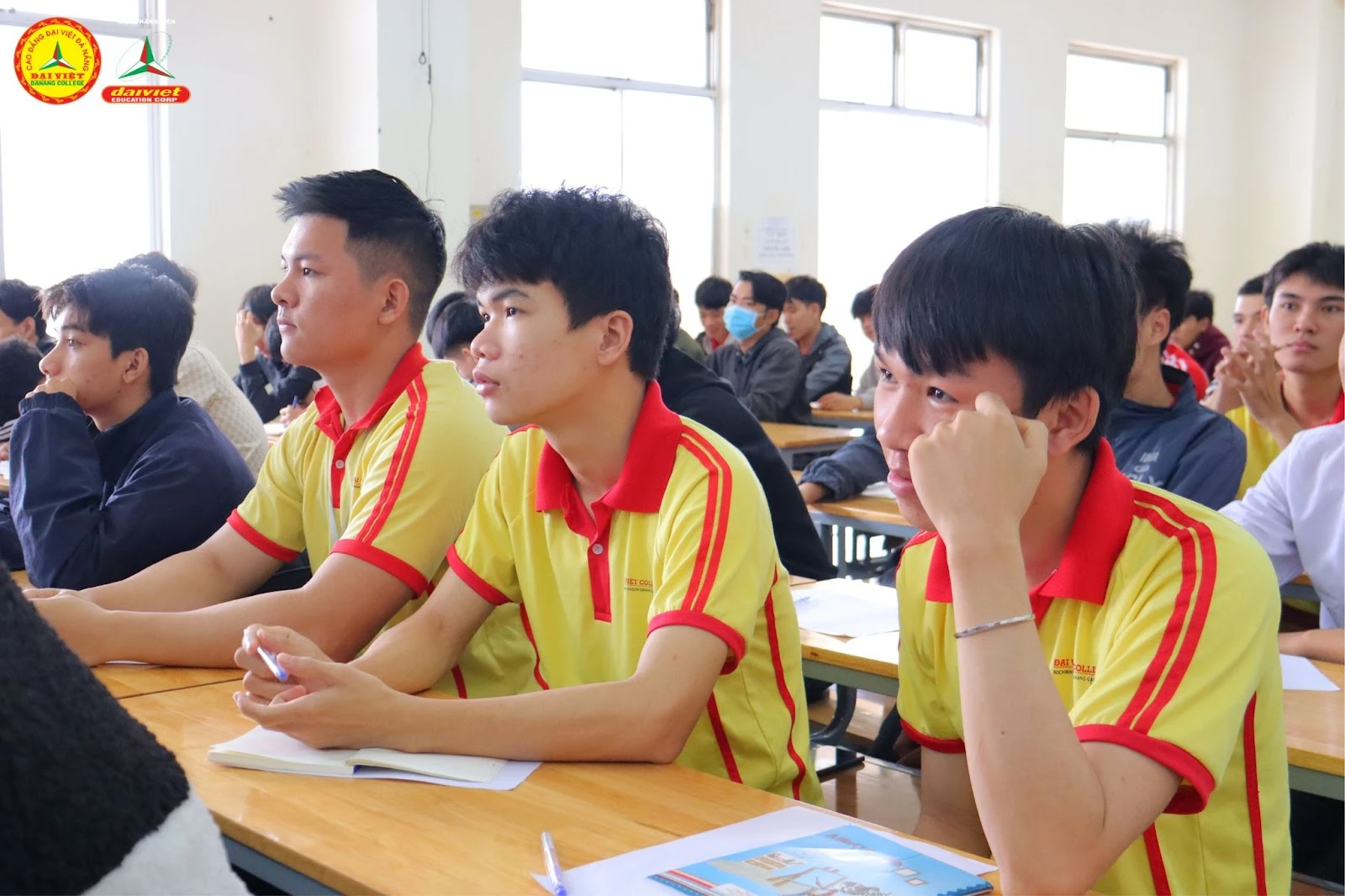 Tuyên truyền kiến thức An ninh mạng cho sinh viên K22 | Trường Cao Đẳng Đại Việt Đà Nẵng