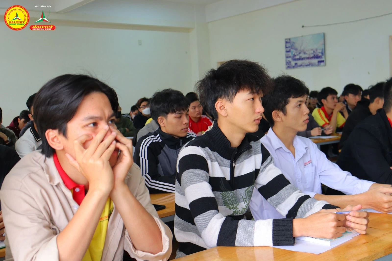 Tuyên truyền kiến thức An ninh mạng cho sinh viên K22 | Trường Cao Đẳng Đại Việt Đà Nẵng