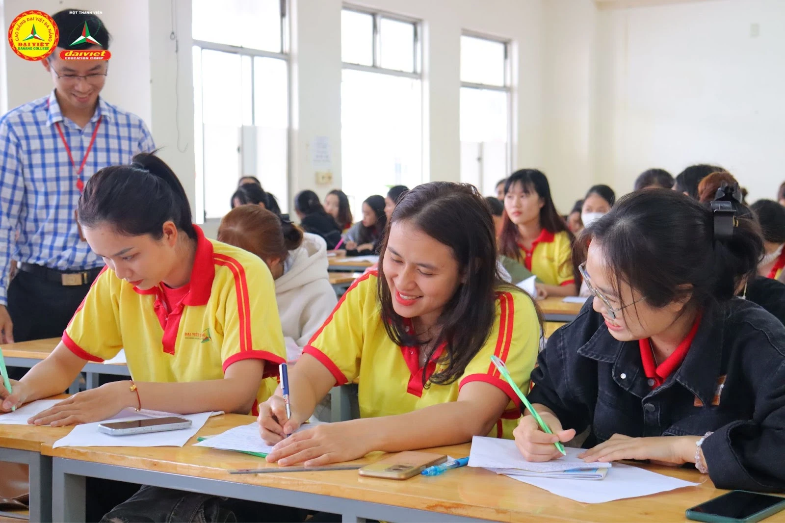 Tuyên truyền kiến thức An ninh mạng cho sinh viên K22 | Trường Cao Đẳng Đại Việt Đà Nẵng