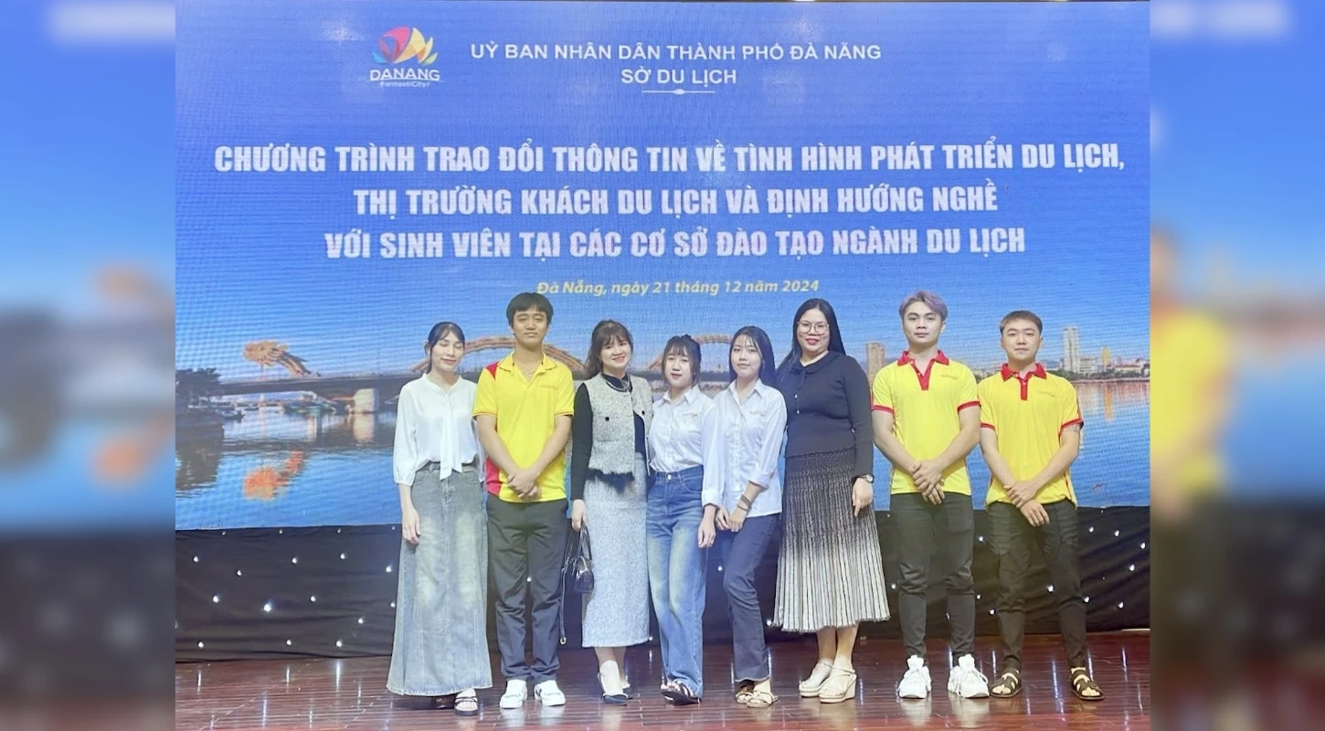 Định Hướng Nghề Du Lịch Cho Sinh Viên | Trường Cao Đẳng Đại Việt Đà Nẵng