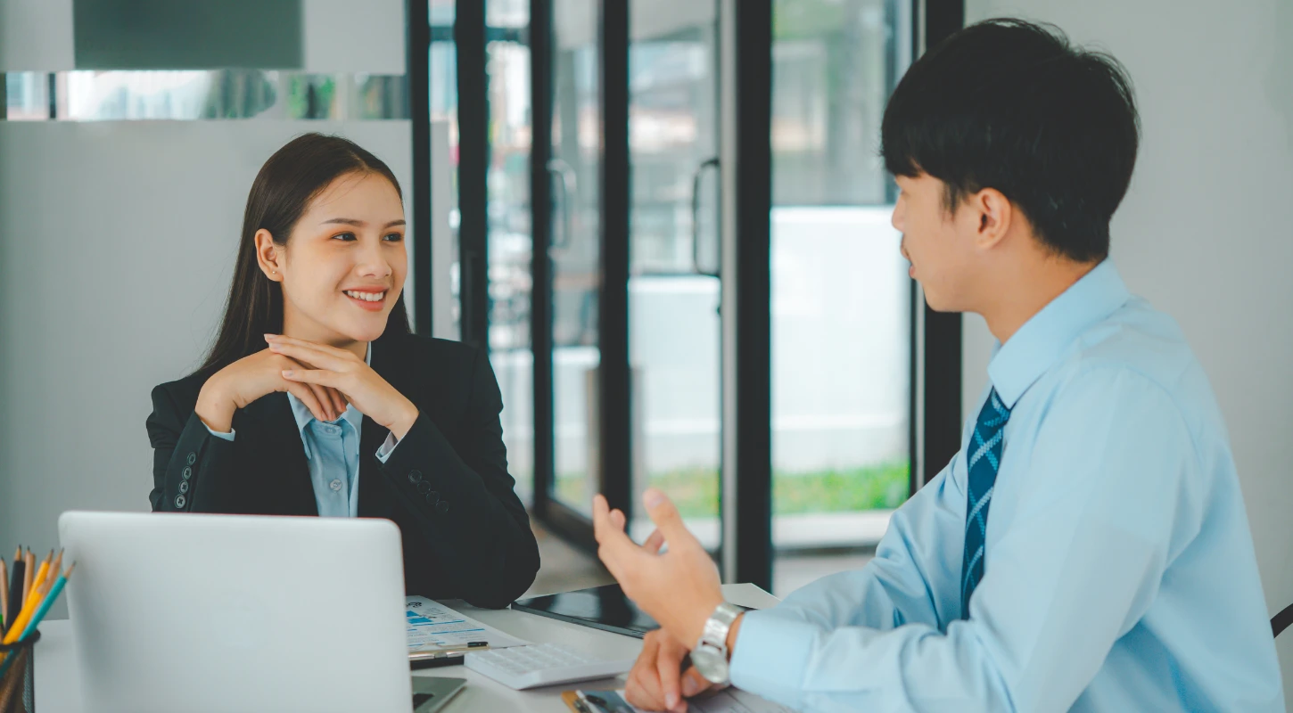 Giao tiếp trong kinh doanh – Nền tảng thành công cho sinh viên và doanh nghiệp hiện đại | Trường Cao Đẳng Đại Việt Đà Nẵng