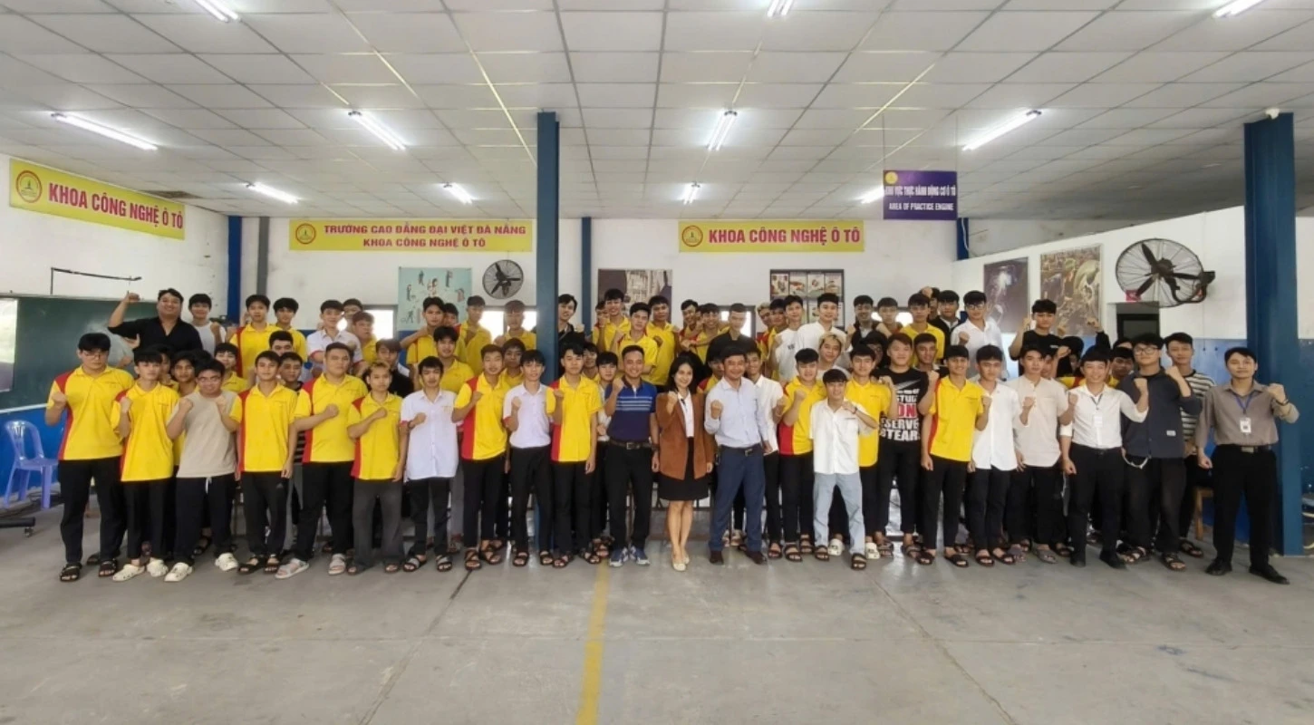 Kết Nối Doanh Nghiệp Định Hướng Tương Lai Cho Sinh Viên Khoa Công Nghệ Ô Tô | Trường Cao Đẳng Đại Việt Đà Nẵng