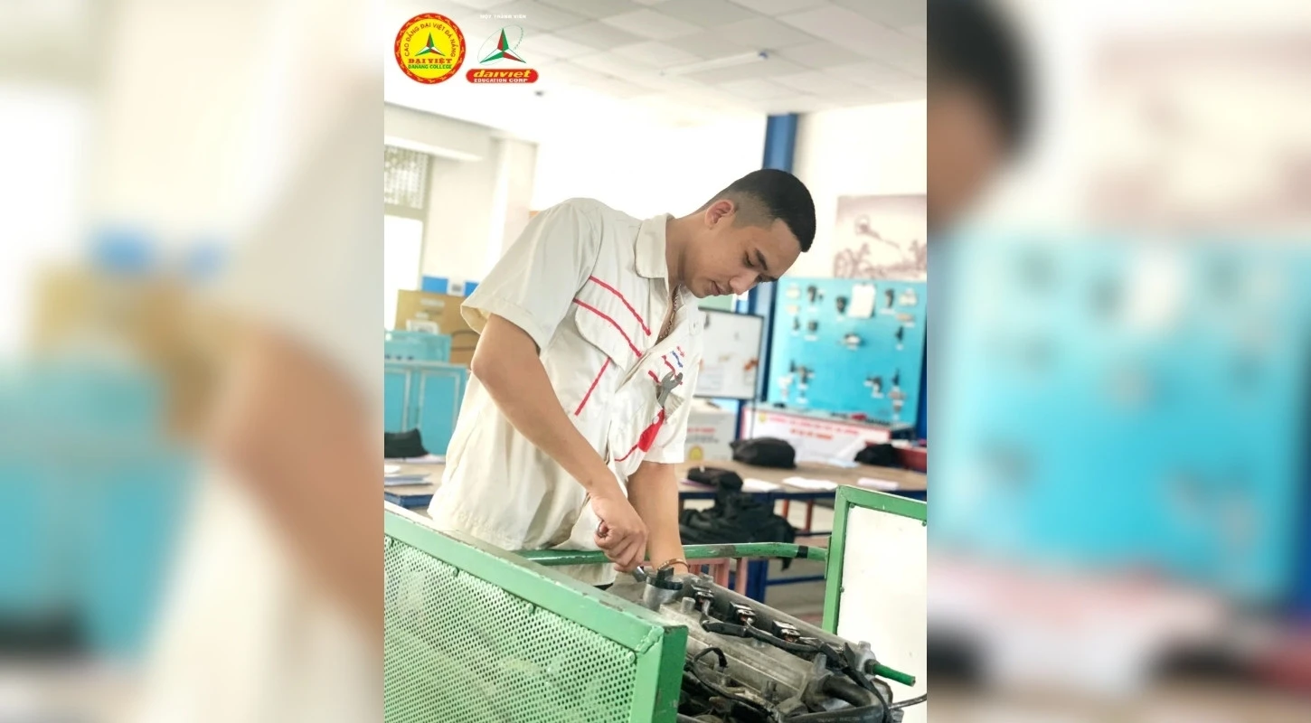 Khoa Công Nghệ Ô Tô Làm Chủ Công Nghệ, Chinh Phục Tương Lai | Trường Cao Đẳng Đại Việt Đà Nẵng