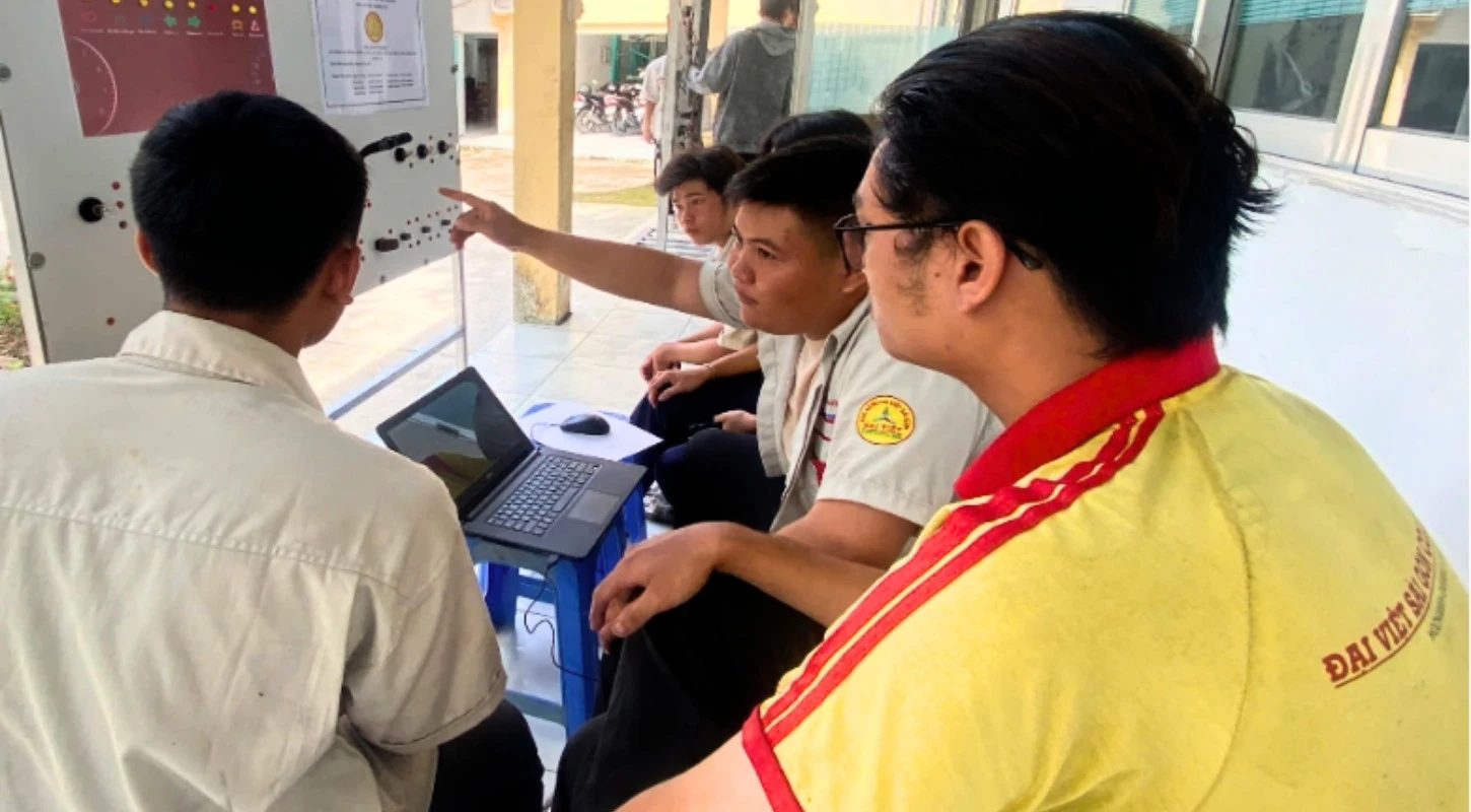 Kinh Nghiệm Xin Thực Tập Ở Garage Cho Sinh Viên Ô Tô | Trường Cao Đẳng Đại Việt Đà Nẵng