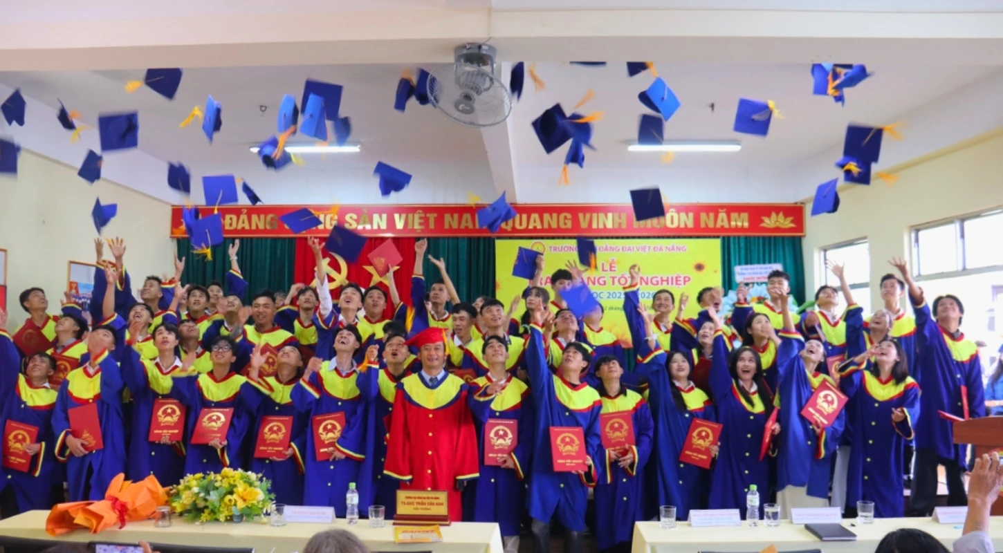 NHỮNG YÊU CẦU DOANH NGHIỆP ĐẶT RA ĐỐI VỚI SINH VIÊN KINH TẾ | Trường Cao Đẳng Đại Việt Đà Nẵng