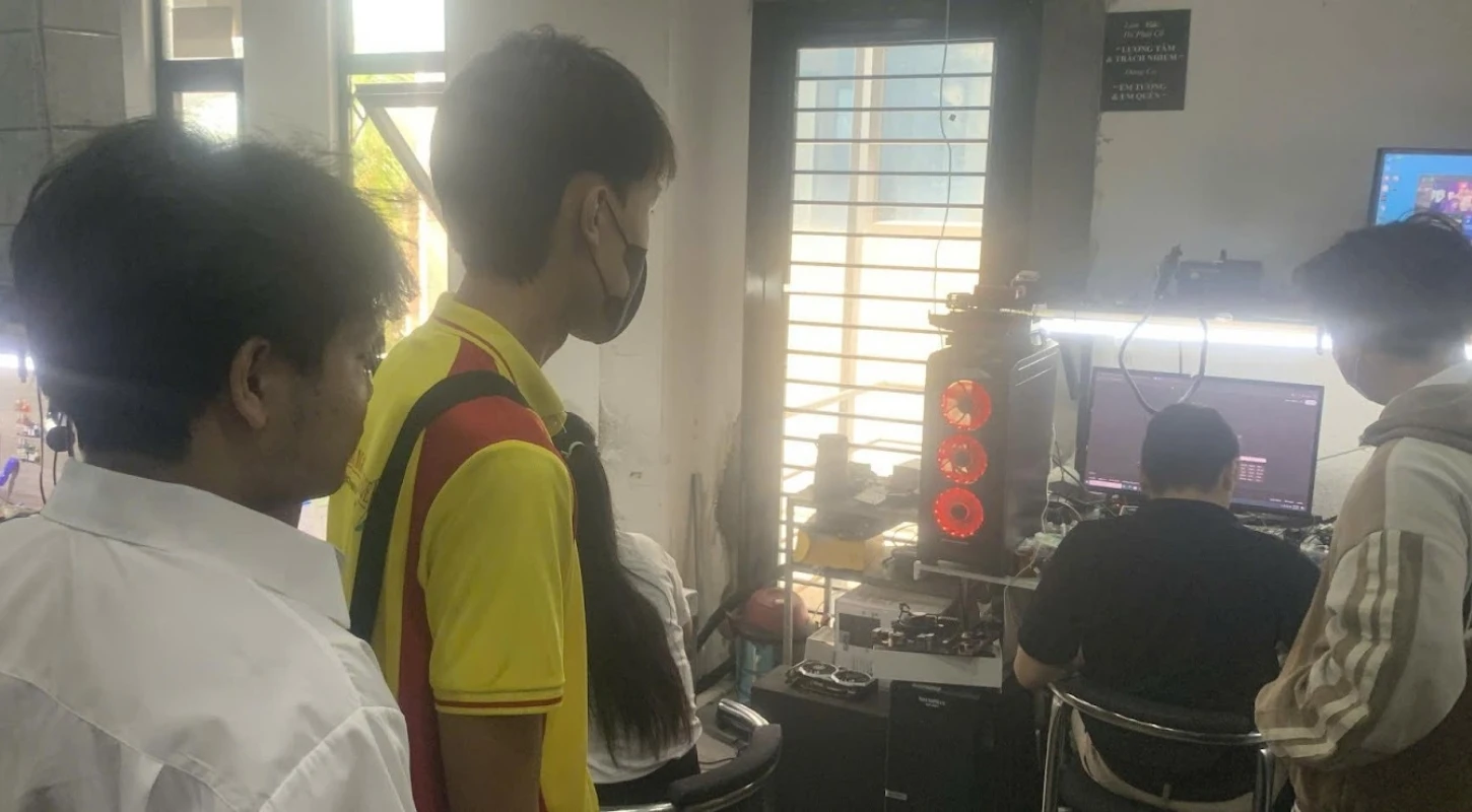 Sinh Viên Tin Học Ứng Dụng Tham Gia Thực Tế Tại Doanh Nghiệp | Trường Cao Đẳng Đại Việt Đà Nẵng