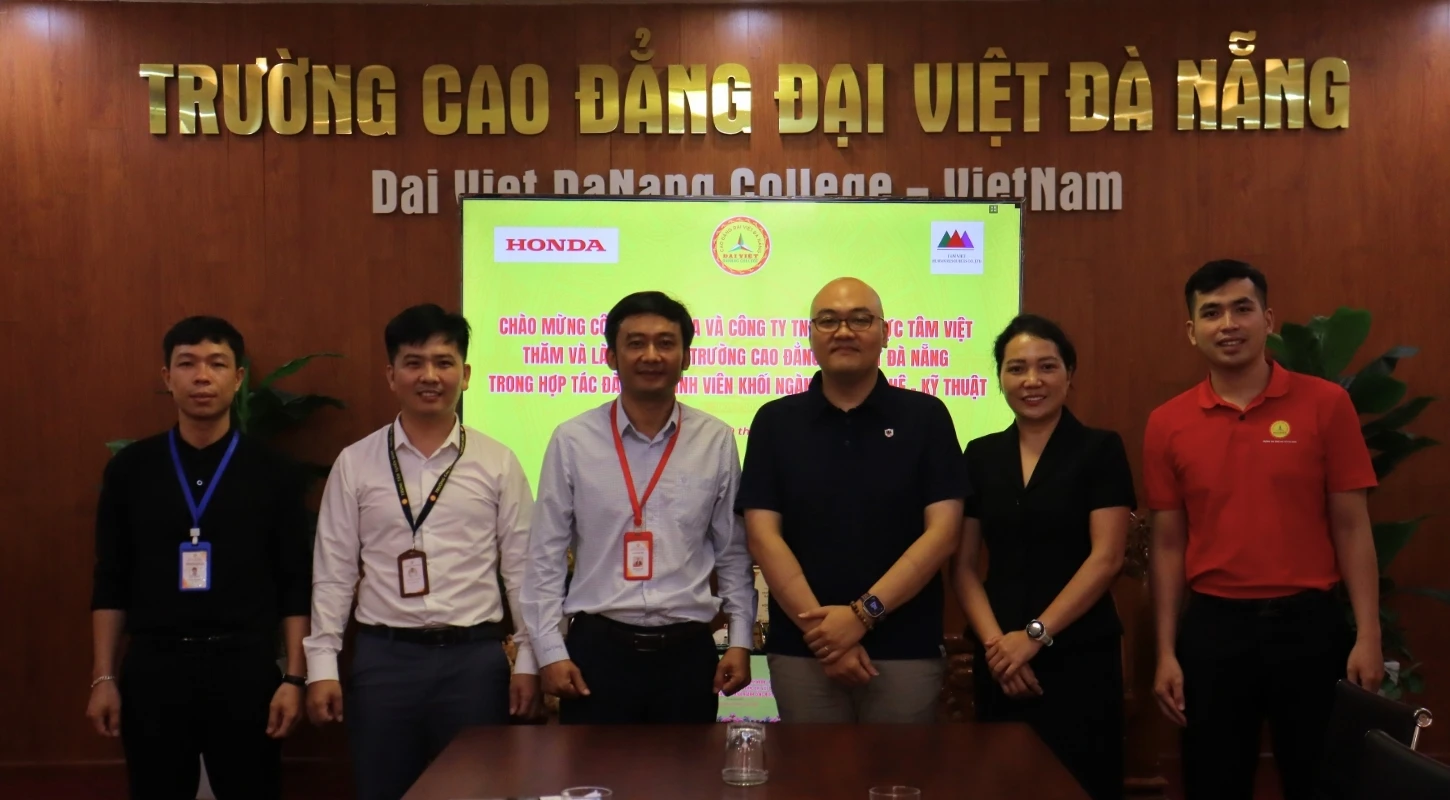 TRƯỜNG CAO ĐẲNG ĐẠI VIỆT ĐÀ NẴNG ĐÓN TIẾP HONDA VÀ CÔNG TY TNHH NHÂN LỰC TÂM VIỆT | Trường Cao Đẳng Đại Việt Đà Nẵng