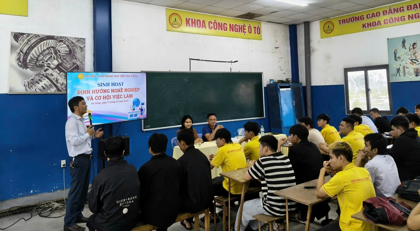 XÓA BỎ ĐỊNH KIẾN - TRỞ THÀNH CHUYÊN GIA CÔNG NGHỆ Ô TÔ THỜI ĐẠI 4.0 TẠI ĐẠI VIỆT ĐÀ NẴNG | Trường Cao Đẳng Đại Việt Đà Nẵng