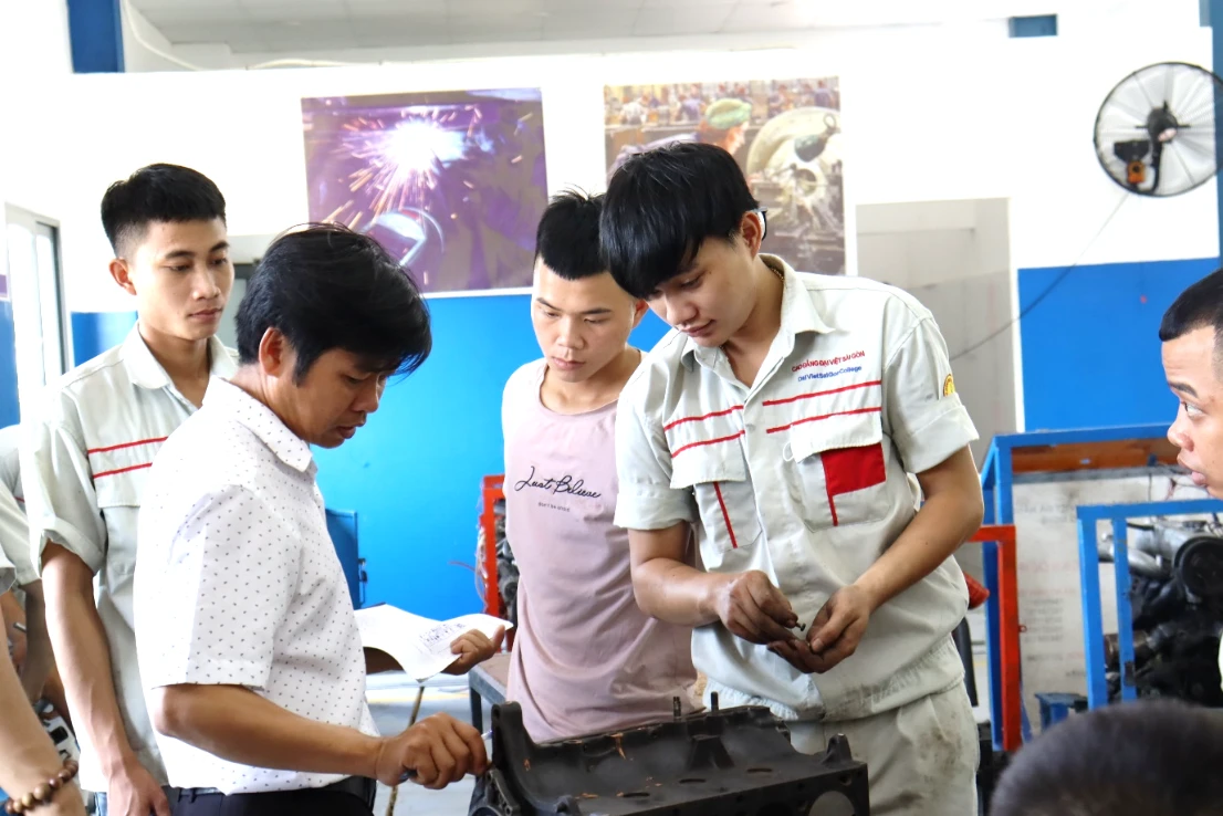 10 Lưu Ý Cho Tân Sinh Viên Ngành Công Nghệ Ô Tô | Trường Cao Đẳng Đại Việt Đà Nẵng – Khoa Công Nghệ Ô Tô