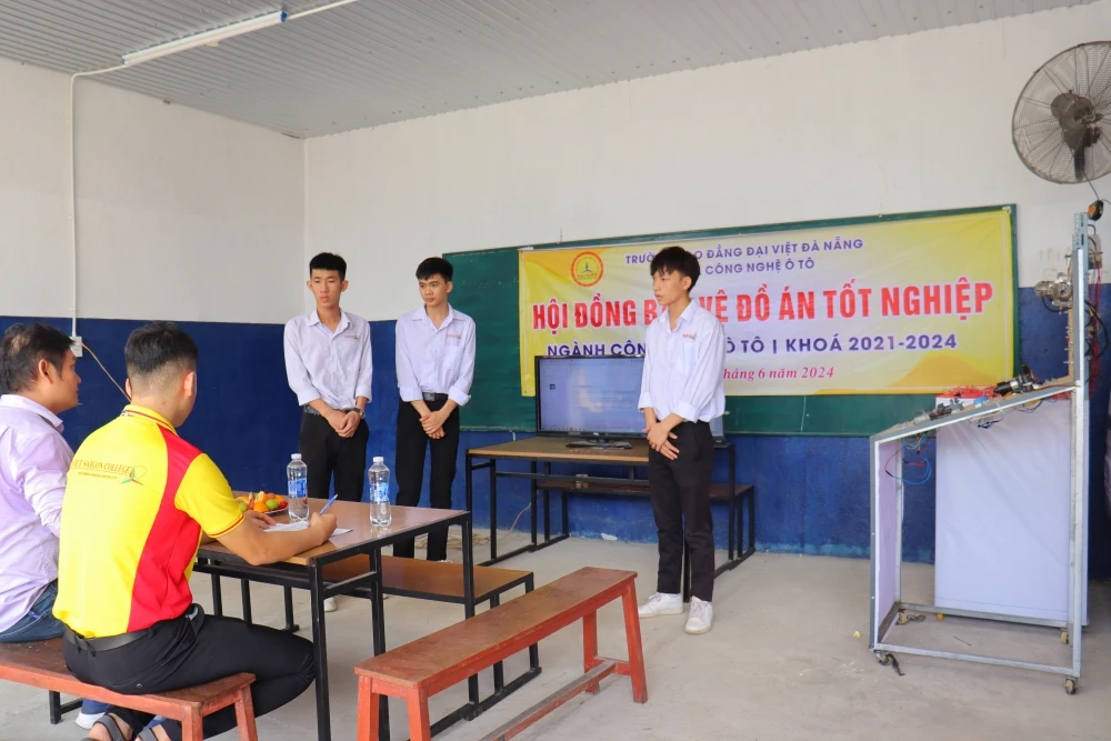 Công Nghệ Ô Tô – Học Tập & Tương Lai Nghề Nghiệp tại Trường Cao Đẳng Đại Việt Đà Nẵng, Khoa Công Nghệ Ô Tô