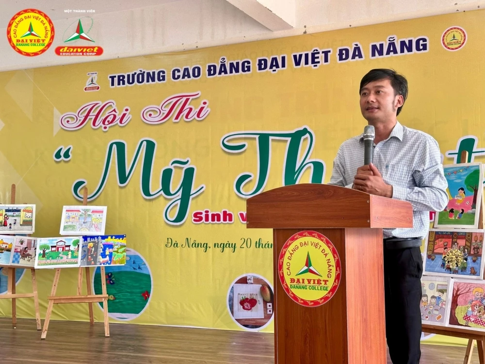 Cuộc thi Mỹ thuật Quê hương ngày mới – Sân chơi sáng tạo của Khoa Sư phạm | Trường Cao Đẳng Đại Việt Đà Nẵng